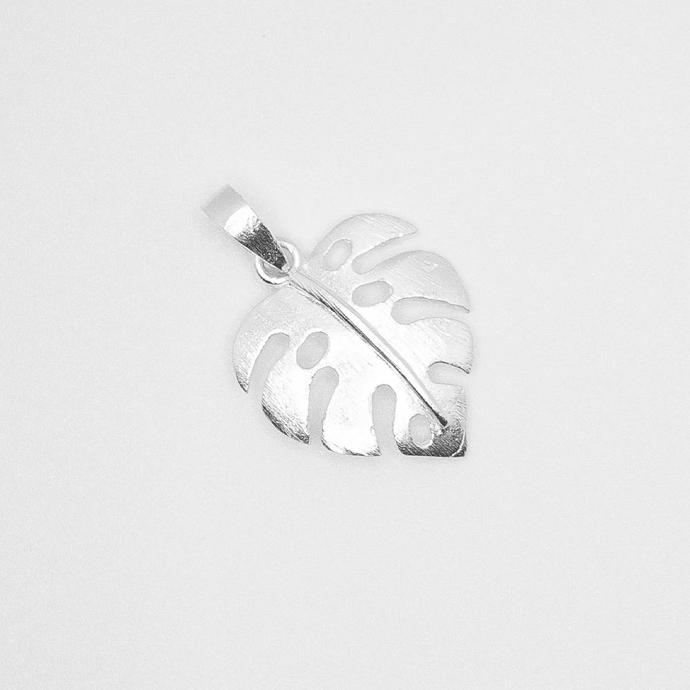 Monstera Necklace